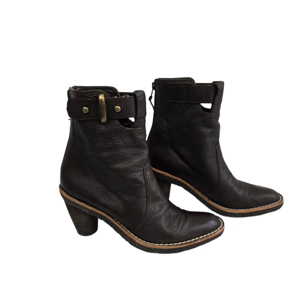 Stuart Weitzman Brown Heeled Ankle Boots